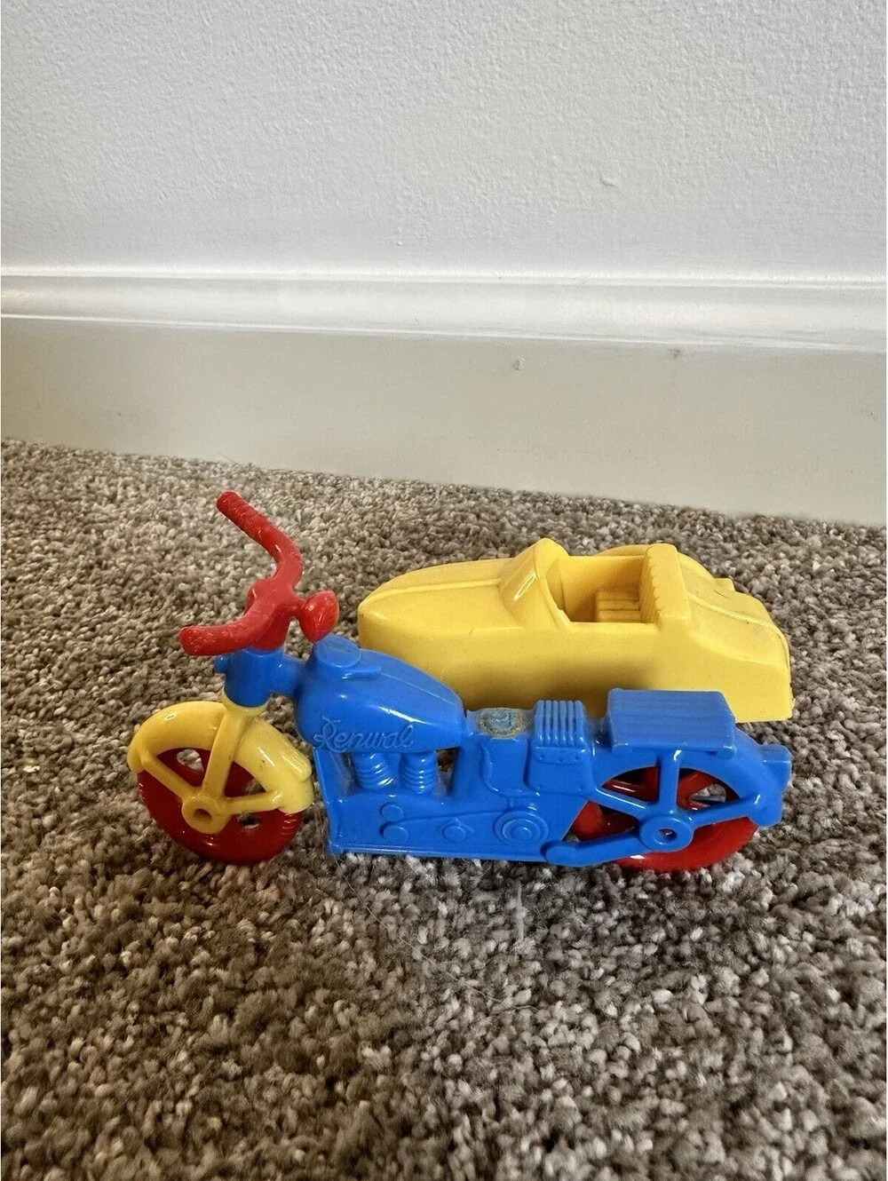 Vintage Renwal Products #23 Toy Motorcycle Sidecar Yellow Red Blue USA C1950s